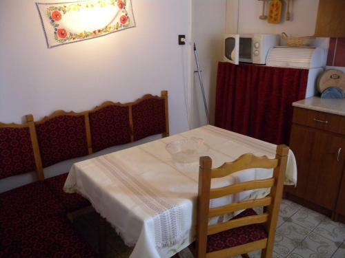 Four-bedroom Apartment In Balatonboglar I