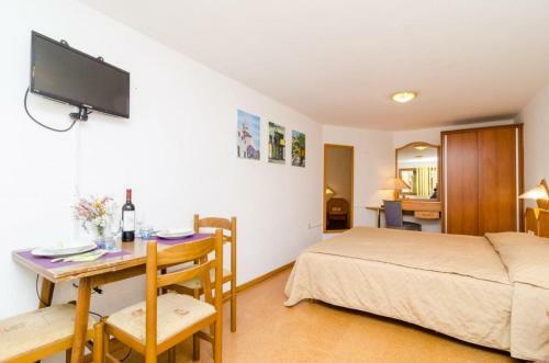 Apartments Mili?