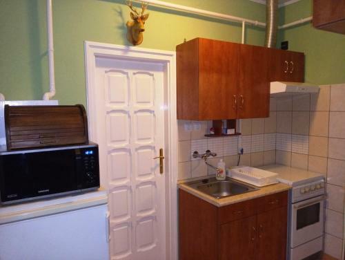 Sziv�rv�ny Apartman