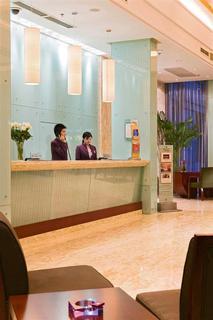 Hotel Mercure On Renmin Square