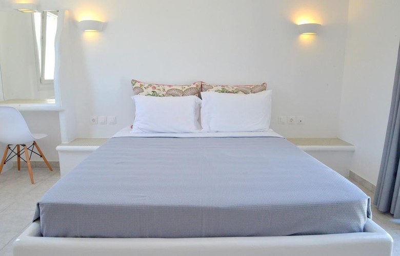 Hotel Glaronisia