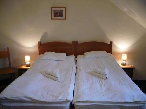 Bed & Breakfast St. Hubertus �tterem �s Panzi�