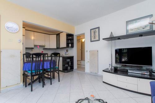Apartment In Rabac 16914
