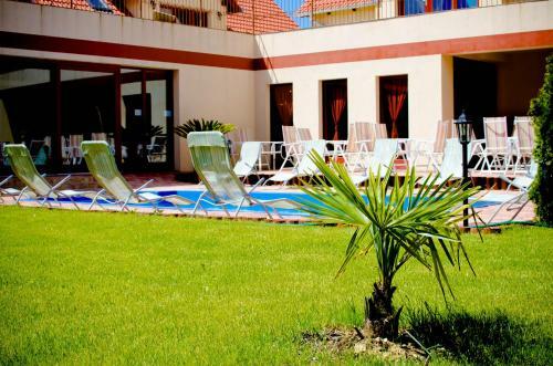 Karos Boni Term�l Hotel