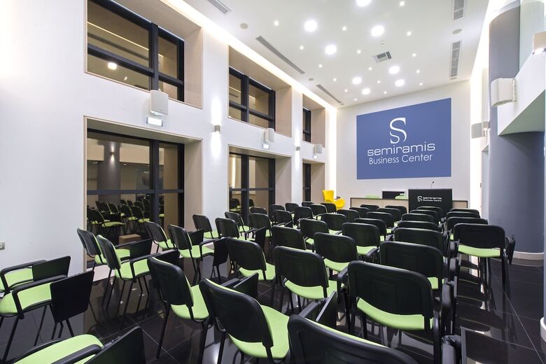 Hotel Semiramis