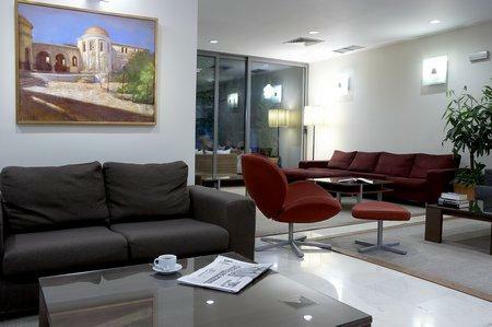 Hotel Angela Suites