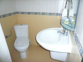 Hotel Briz(.)