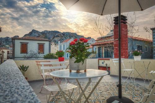 Hostal Archontiko Hotel