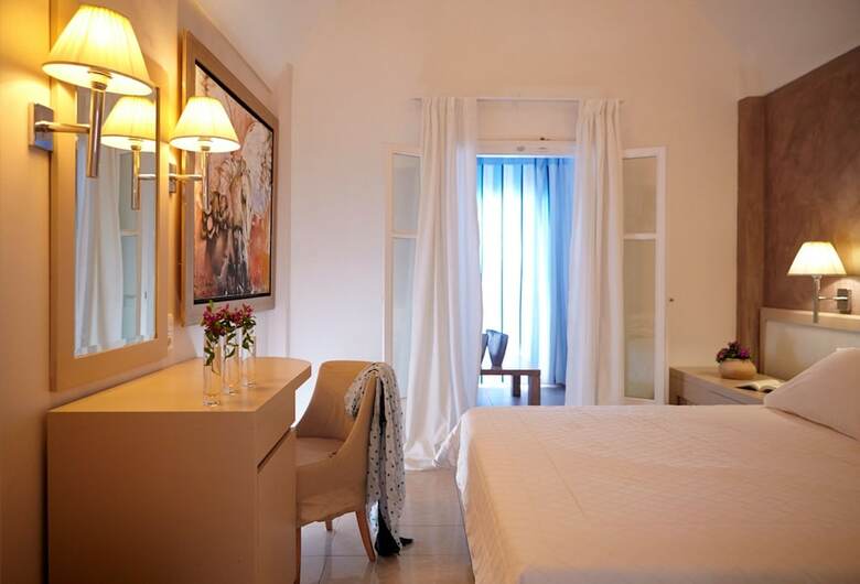 Orizontes Hotel & Villas