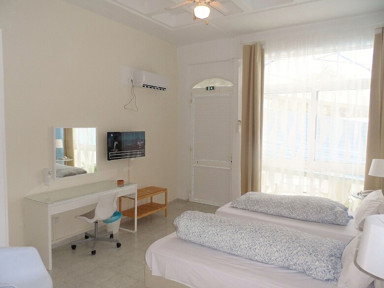 Hostal Homely Studios