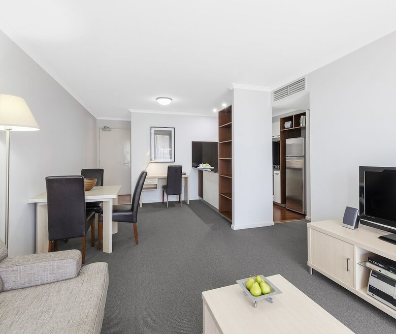 Hotel Oaks Lexicon Apartments