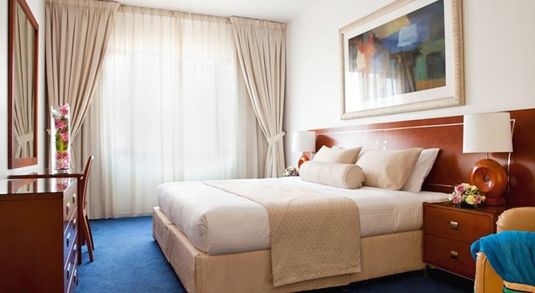 Golden Sands Hotel Apartments