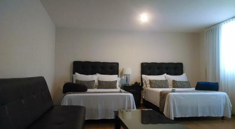 Country Hotel&suites