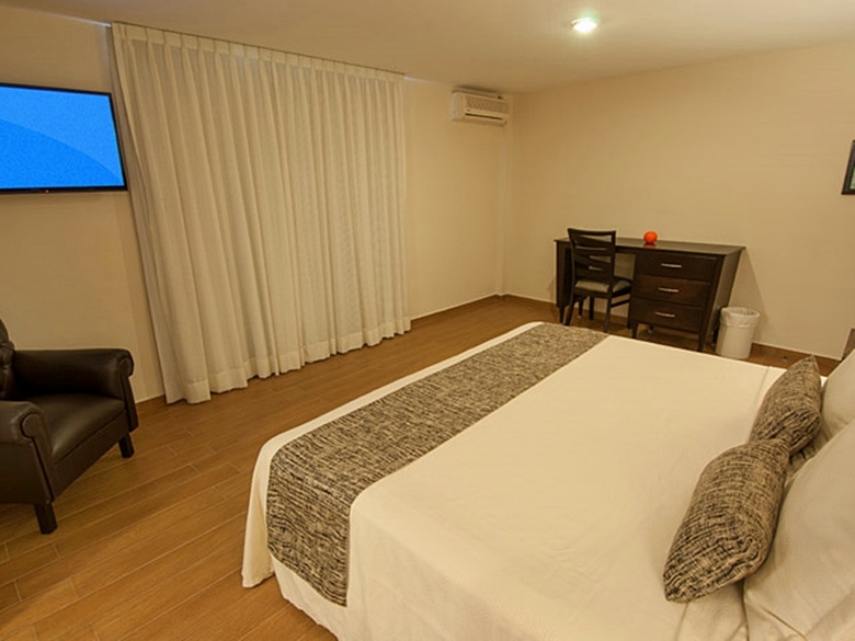 Country Hotel&suites
