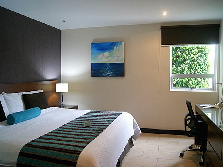 Country Hotel&suites