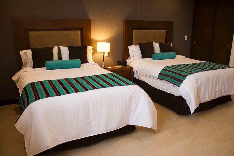 Country Hotel&suites