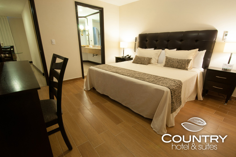 Country Hotel&suites