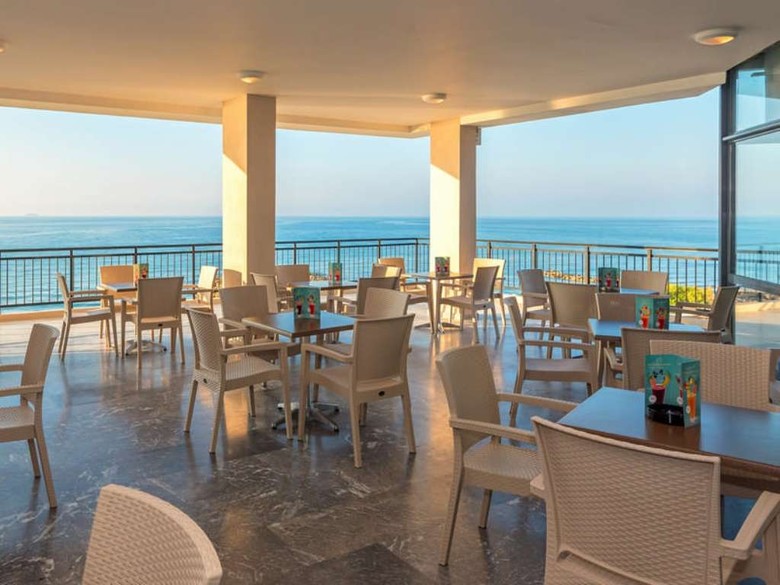 Themis Beach Hotel