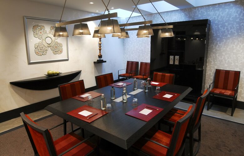 Hotel Eastwest