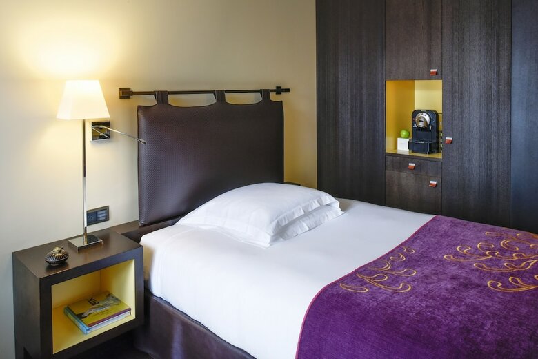 Hotel Eastwest