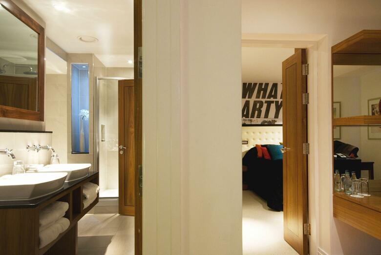 Hard Days Night Hotel
