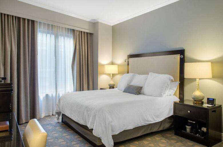 Hotel Wyndham Riverfront