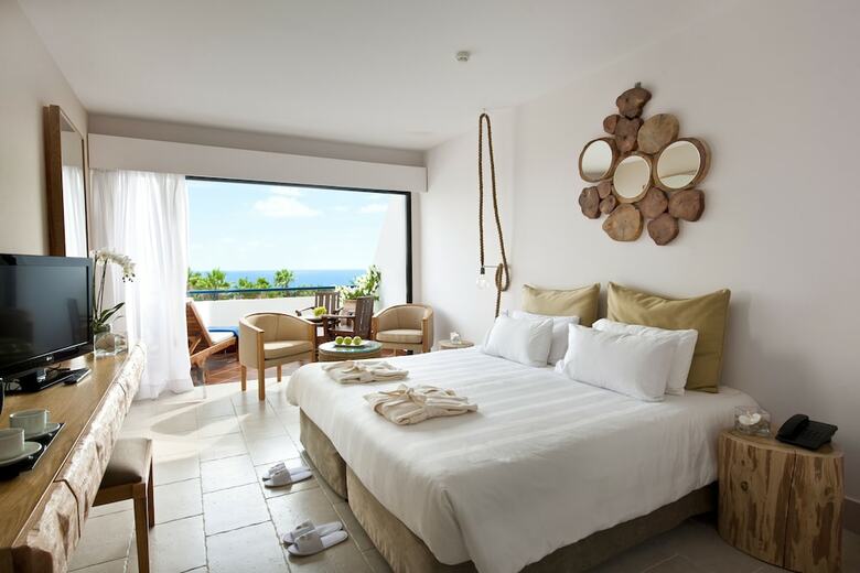 Hotel Azia Resort & Spa