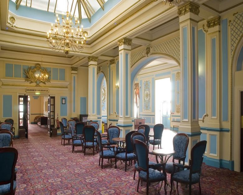 Hotel Grand Metropole