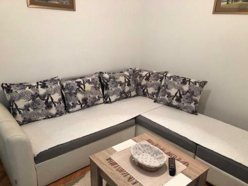Apartment Babin Do