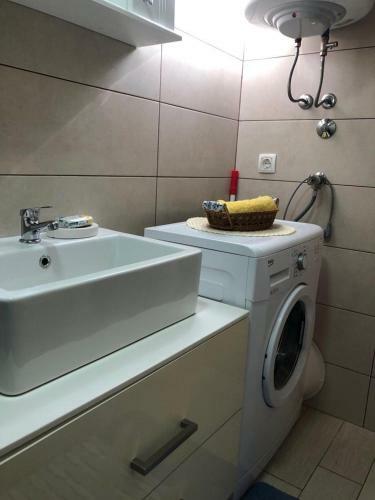 Apartment Babin Do