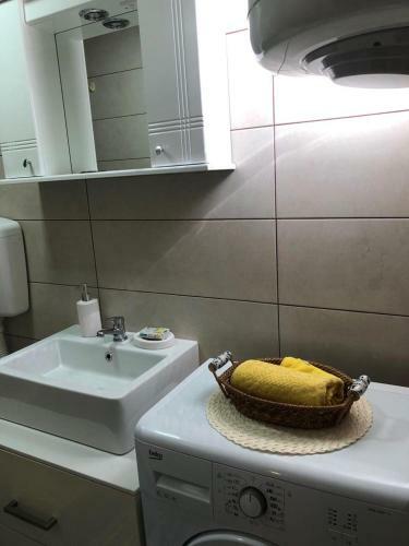 Apartment Babin Do