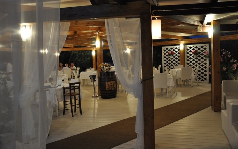 Apartamentos Villaggio Baia De Bahas � Suites