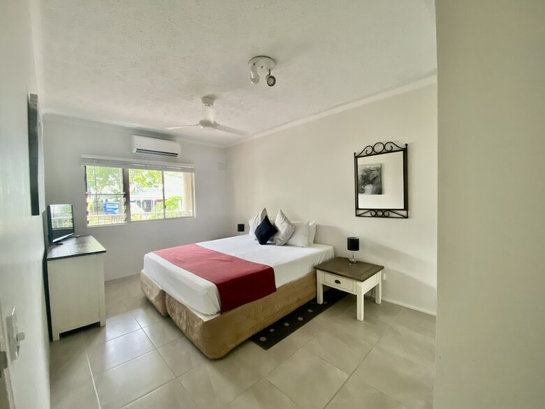 Hotel Australis Cairns Beach Resort