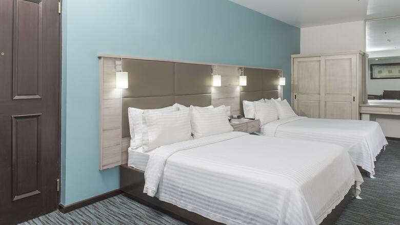 Holiday Inn Hotel & Suites Zona Rosa