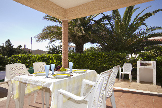 Villa Oliveres I - II