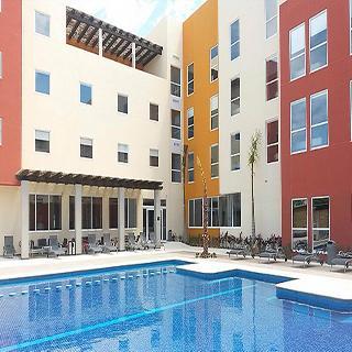Hotel City Express Plus Cabo San Lucas