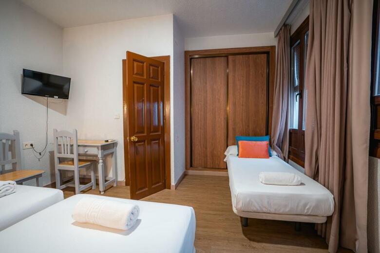 Hotel Hostal Veronica Centro