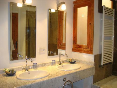 Finca Raims Hotel Interior