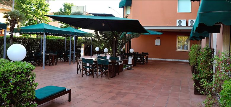 Hotel Liu