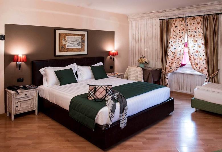 Hotel Alpina