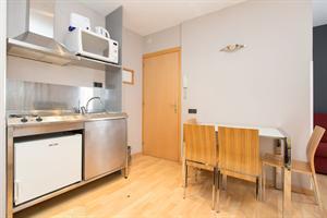 Apartamentos Ainb Gothic Studios