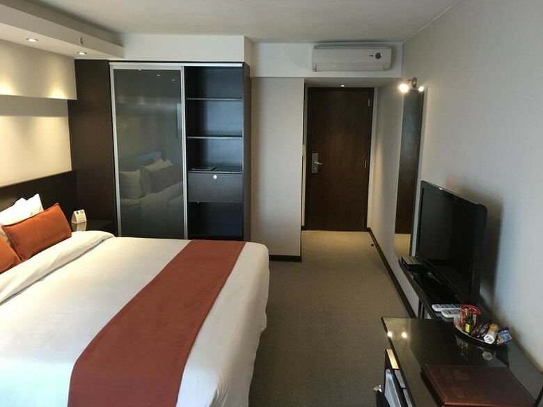 Hotel Crystal Tower