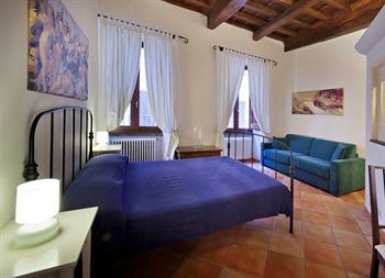 Bed & Breakfast Palazzo Olivia Rooms & Apartments