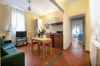 Bed & Breakfast Palazzo Olivia Rooms & Apartments