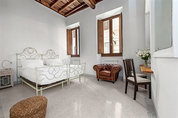Bed & Breakfast Palazzo Olivia Rooms & Apartments