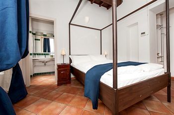 Bed & Breakfast Palazzo Olivia Rooms & Apartments