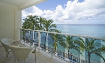 Hotel Waves Beach Resort & Spa