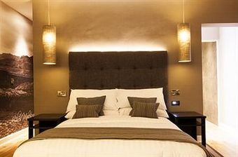 Twelve Picardy Place Hotel