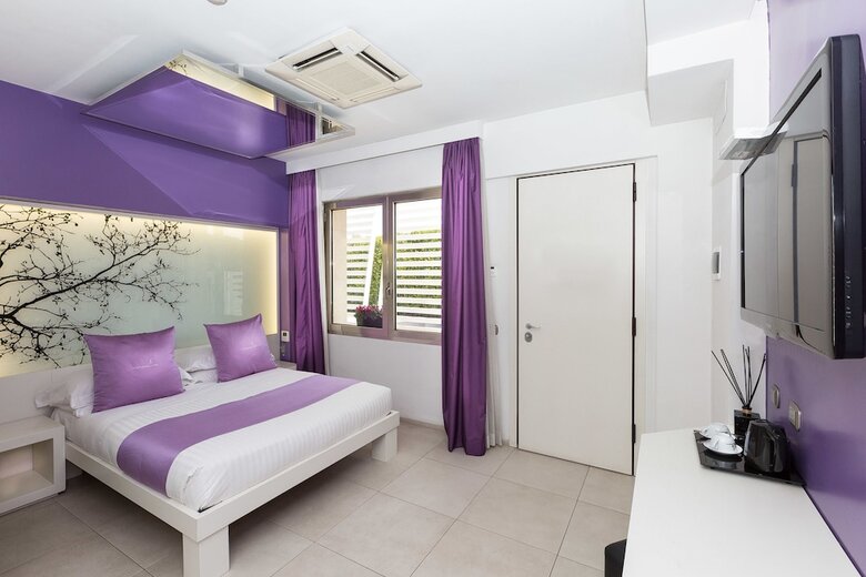 Jc Contemporary Hotel