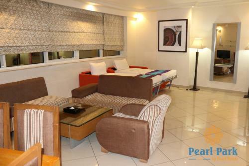 Pearl Park Deluxe Hotel Apartments